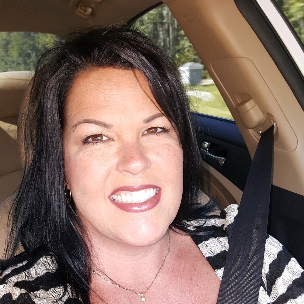 Meet your Posher, Kelli